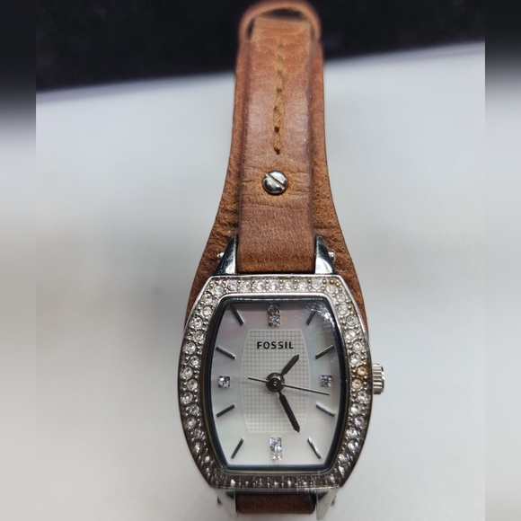FOSSIL Women's Watch - Picture 9 of 12